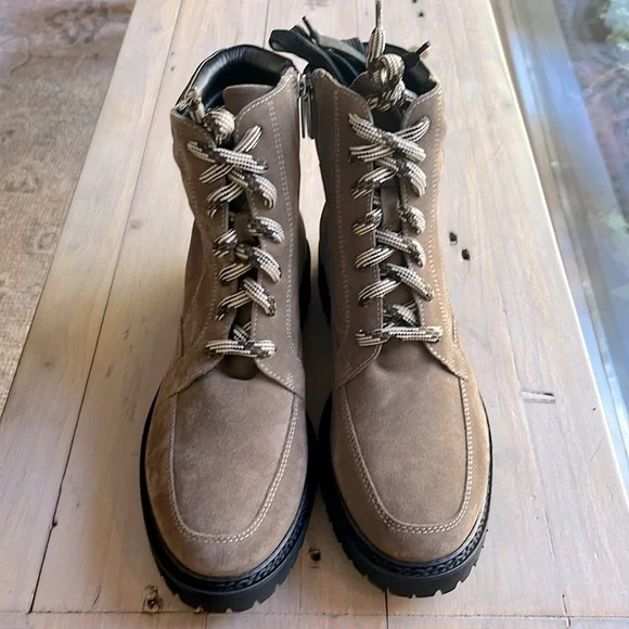 Aquatalia Mayra Weatherproof Lace Up Suede Ankle Lug Lace Up Moto Boots Size 11 - Picture 3 of 13